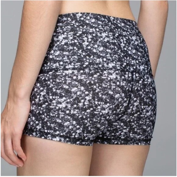 Lululemon Shine Athletic Shorts 2" Roll Down Shimmy Shimmer Black White Sequin - Picture 2 of 7